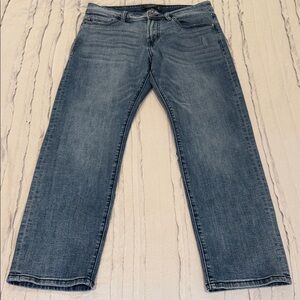 LIVERPOOL
Bolt Straight Fit Coolmax Jeans